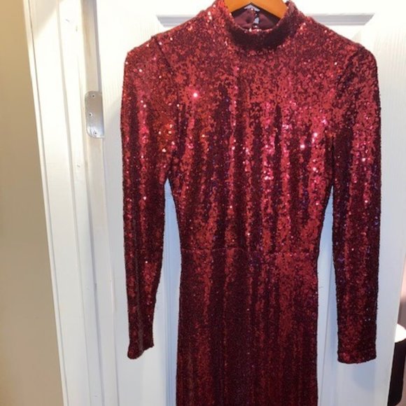 RED SEQUIN EVENING GOWN SIZE 7/8 - Picture 4 of 8